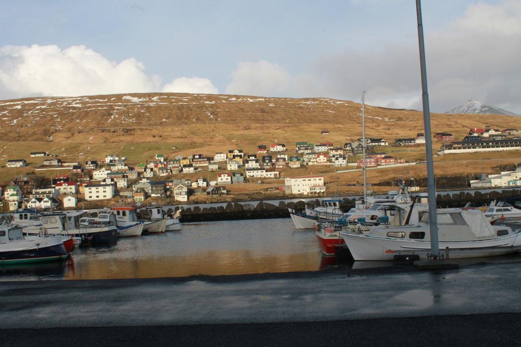 Hotel Kristjanshavn Mithvagur Esterno foto